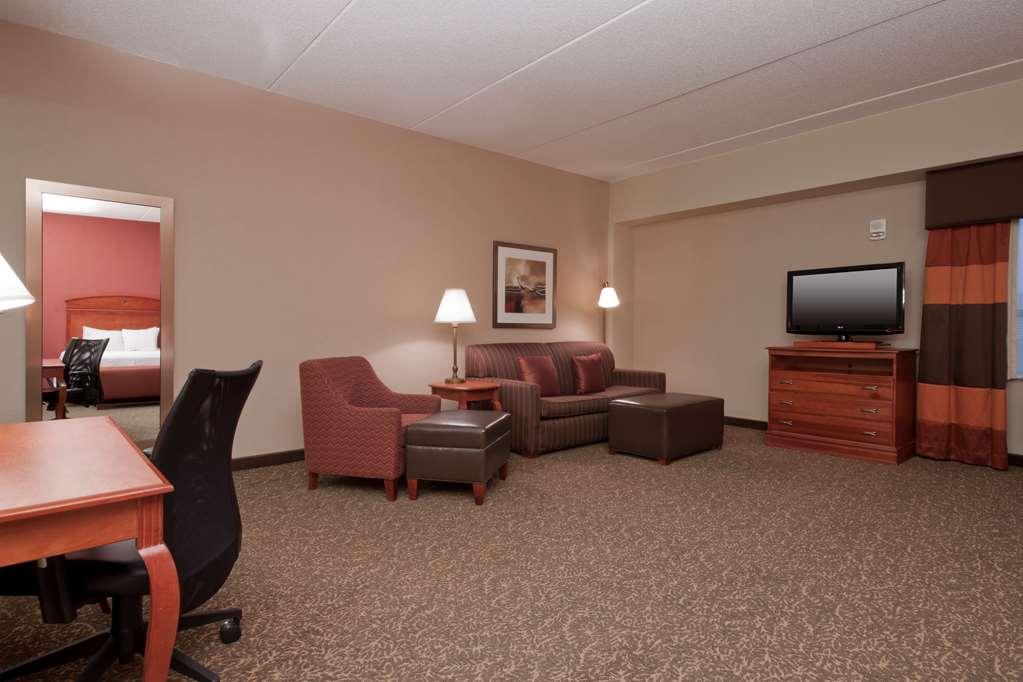 Hampton Inn & Suites Pittsburgh Downtown Bilik gambar